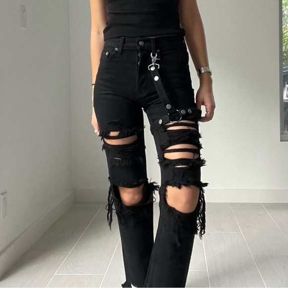 carmar distressed black harness jean - Picture 2 of 5